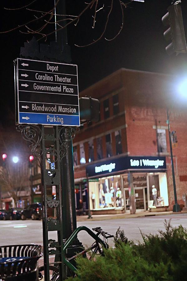 A Friendly Staycation - Downtown Greensboro Close To Major Attractions! Exterior foto